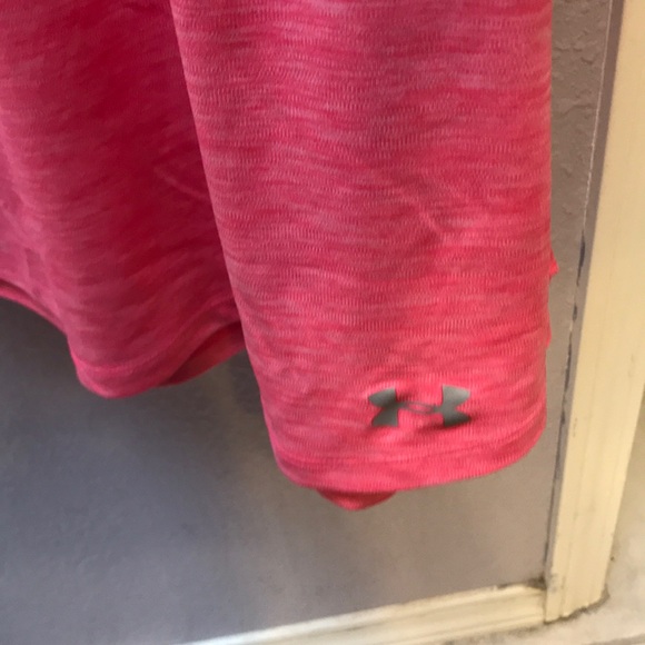 Under Armour Sleeveless Hoodie - Picture 3 of 3